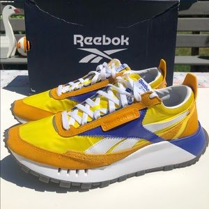 Reebok CL Legacy size 11